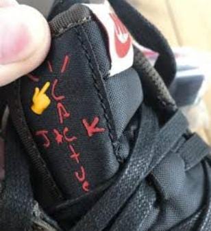 jordans 1 | Travis scott | low | fragments
